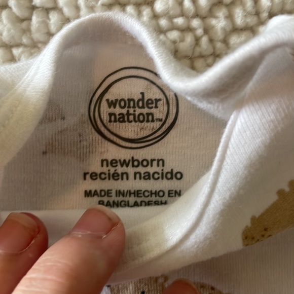 Newborn Boy onesie and matching hat - Picture 3 of 5